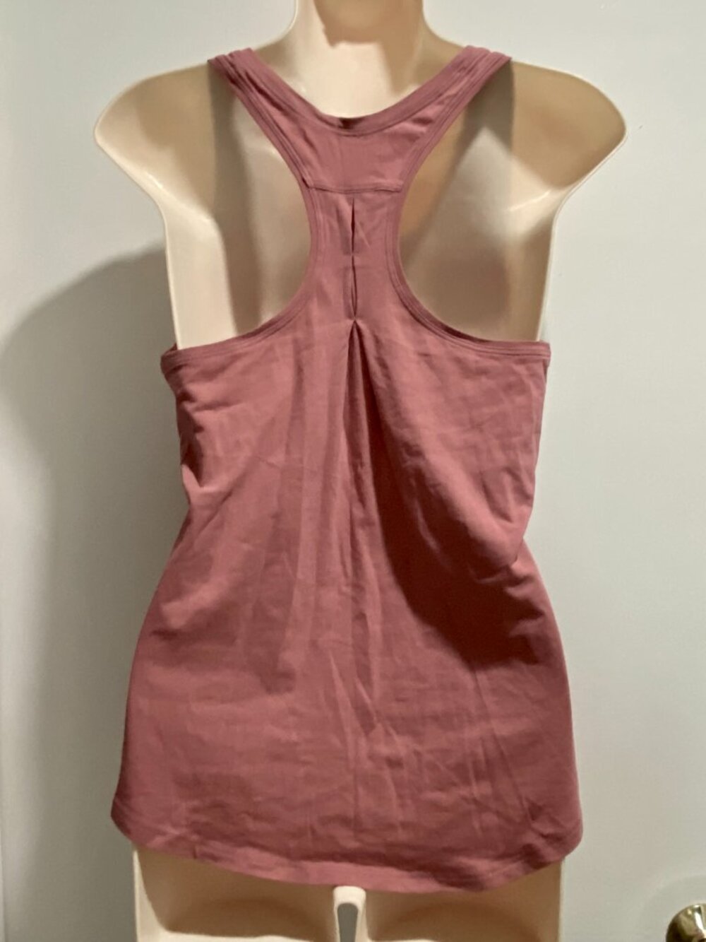 Lululemon Tank Top Racerback Pleated Back Athletic Yoga Gym Brick Layer Woman 4